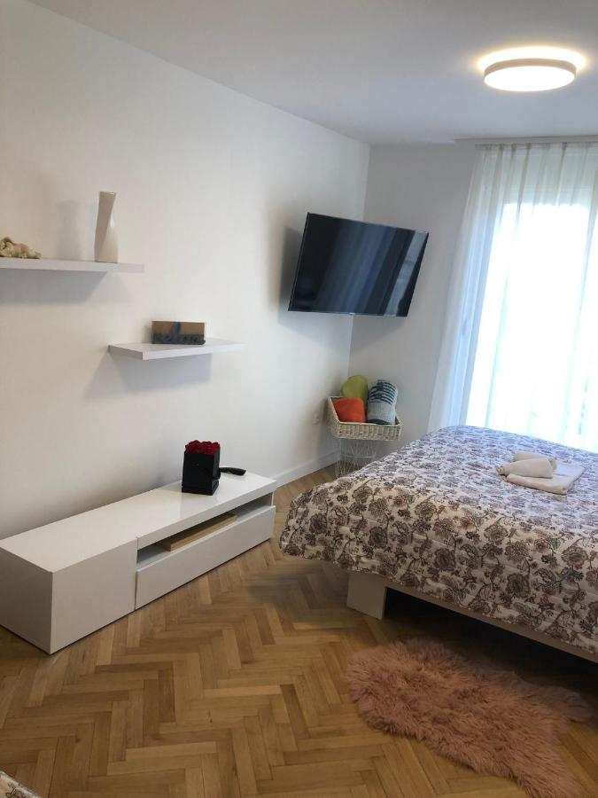 Apartman Lana Apartamento Zadar Exterior foto