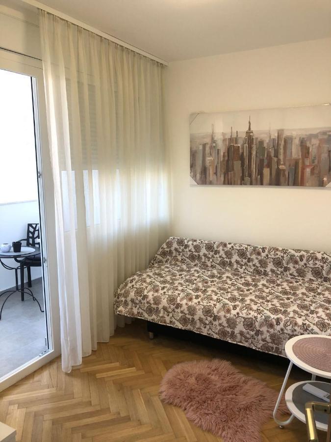 Apartman Lana Apartamento Zadar Exterior foto